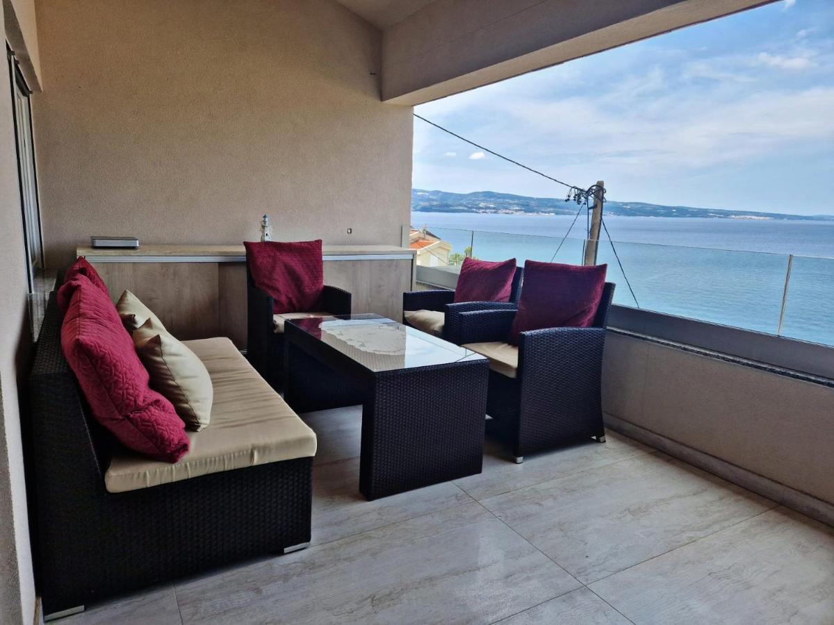 Amazing Sea View Apartment Omis Bagian luar foto