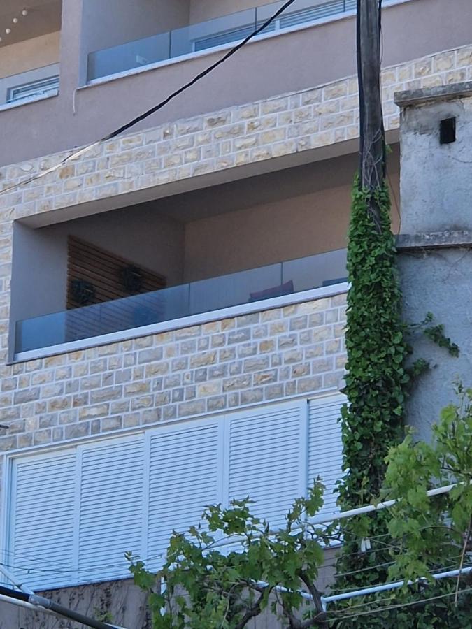 Amazing Sea View Apartment Omis Bagian luar foto
