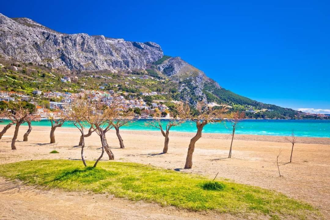 Amazing Sea View Apartment Omis Bagian luar foto